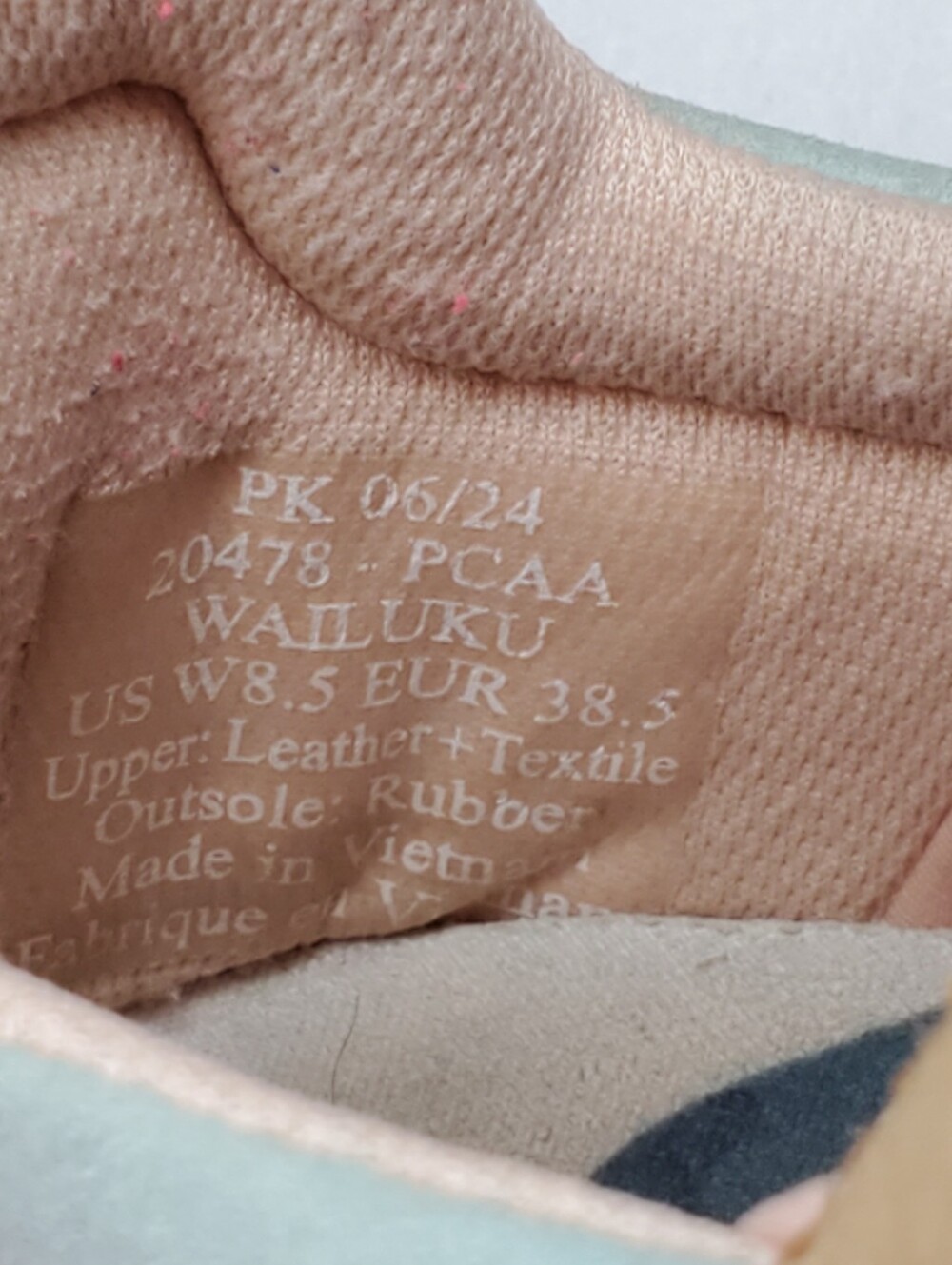 OluKai Wailuku Women’s Athletic Shoes Size 8.5 - Picture 11 of 11